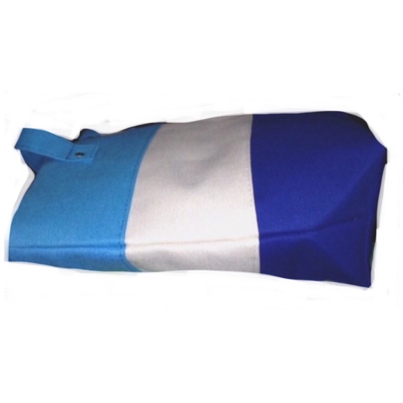 multi blue & white zip top tote - Picture 7 of 7